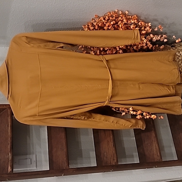 NWT Long lightweight jacket - Picture 3 of 3